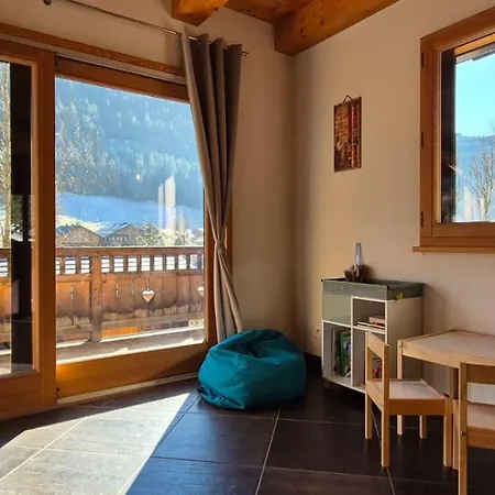 Familial - Vue Sur Les Alpes - *