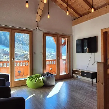 Familial - Vue Sur Les Alpes - * Abondance