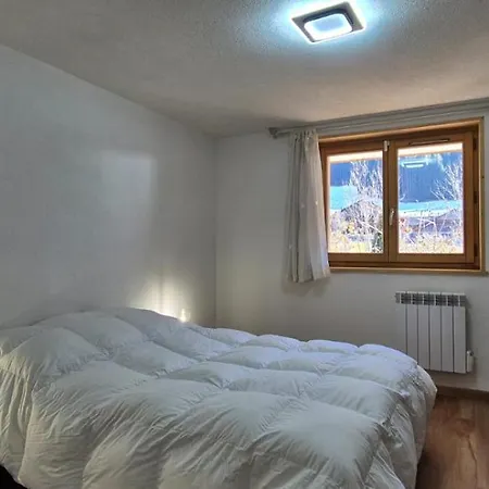 Familial - Vue Sur Les Alpes - *